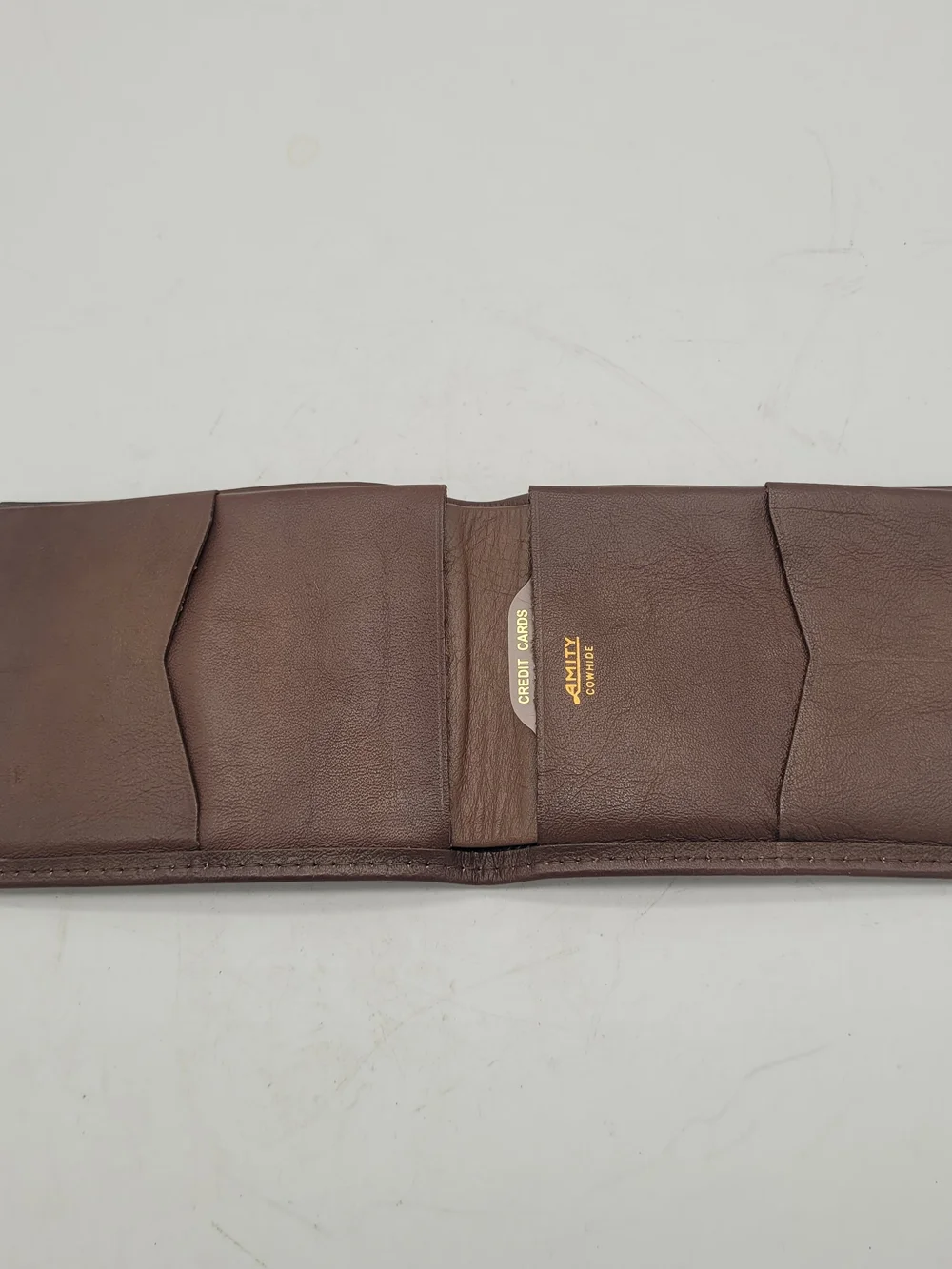 Ami Brown Leather Men's Bifold Card Wallet